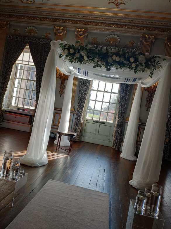Wedding Venue Dressing for Your Dream Day | Venue Dresser gallery image 1
